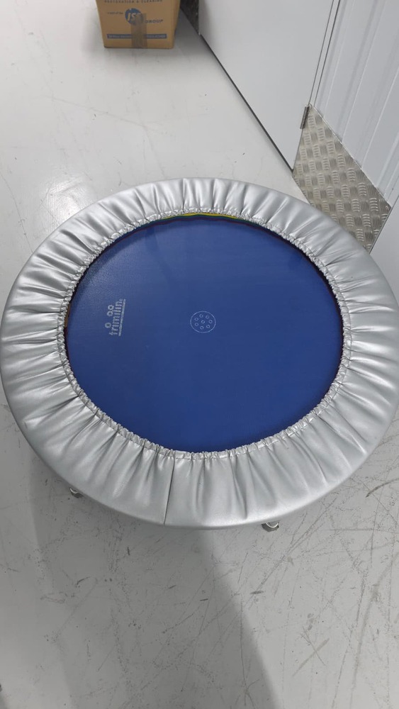 Fulham Storage Unit auction IB-2395