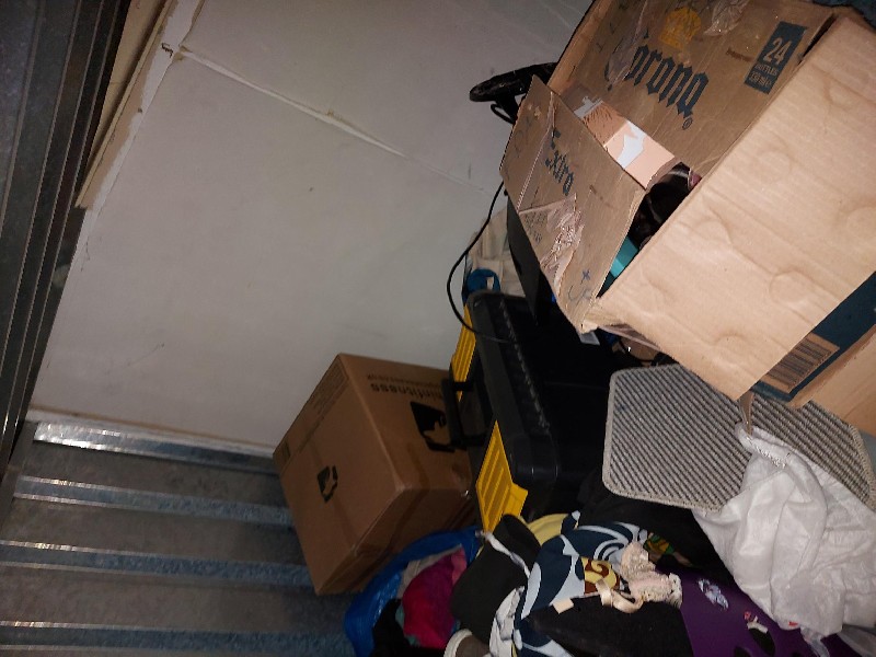 iBidOnStorage.co.uk StorageMart Auction 16564996417147