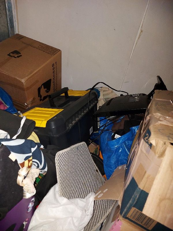 iBidOnStorage.co.uk StorageMart Auction 16564996417147