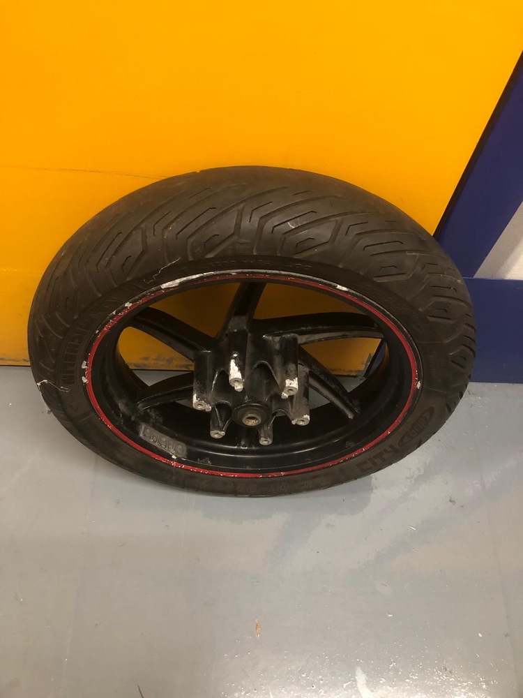 Bermondsey Storage Unit auction IB-8891 12