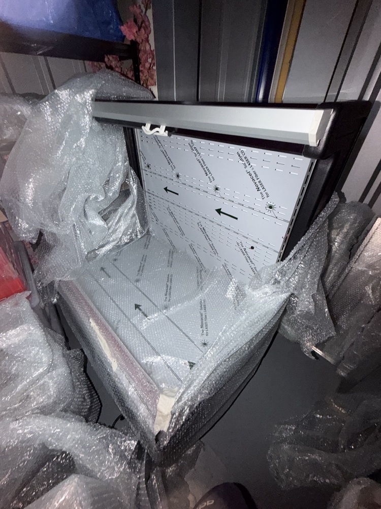 Chiswick Storage Unit auction IB-4590