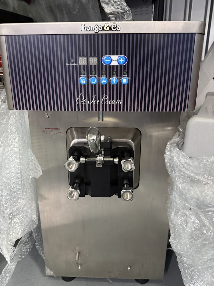 Chiswick storage facility unit auction IB-4590 16