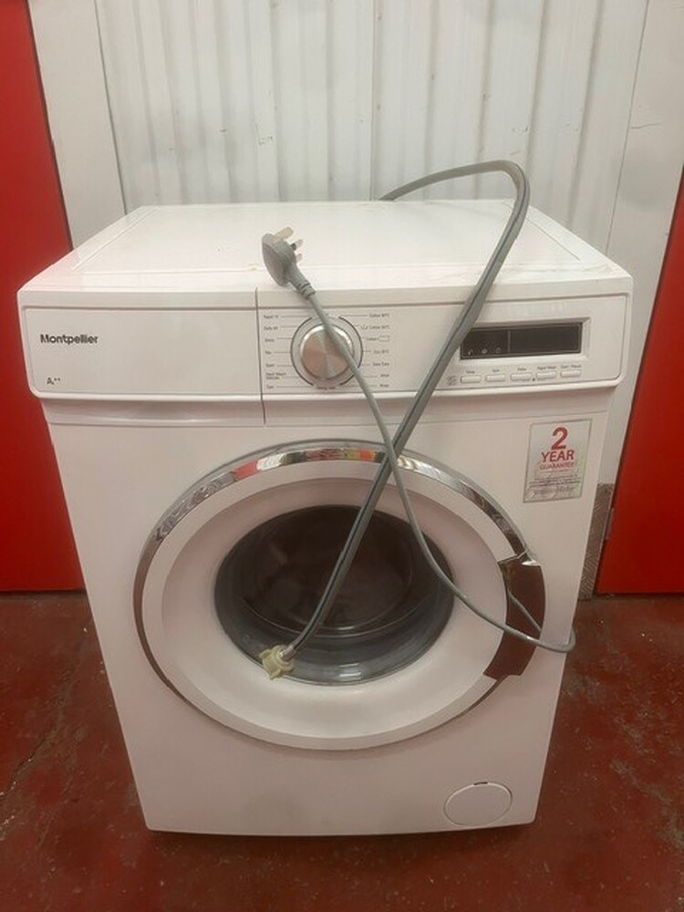 Self Storage Tameside  Storage auction IB-2451