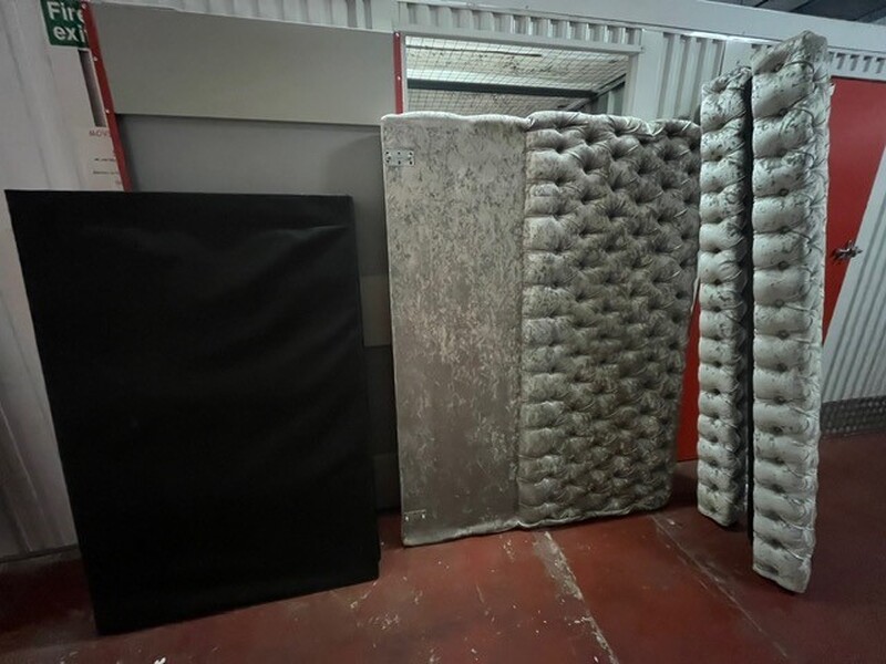 Self Storage Tameside  Self storage unit auction IB-2451 23