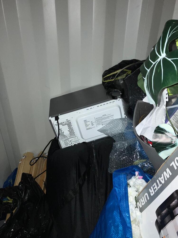 Storebox Barking Self storage auction IB-6741