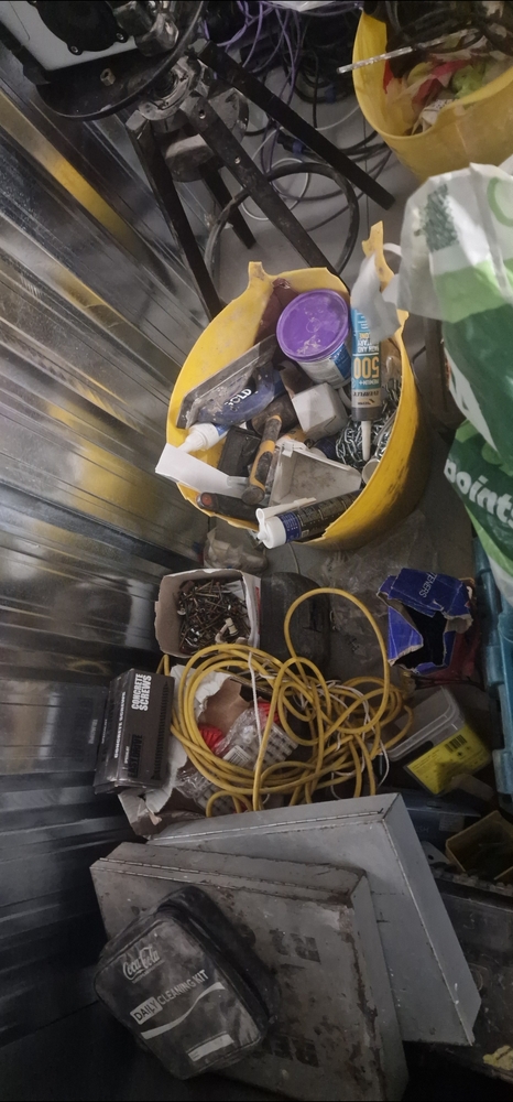 Wednesbury Self storage unit auction IB-1963