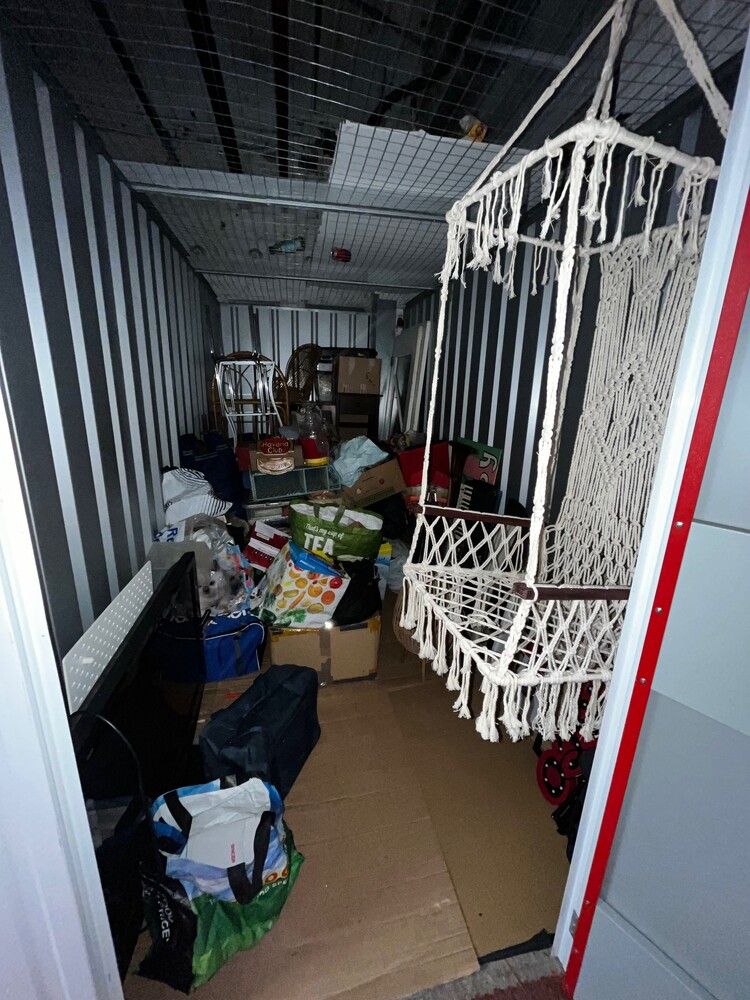 Self Storage Tameside  storage facility unit auction IB-4133 36