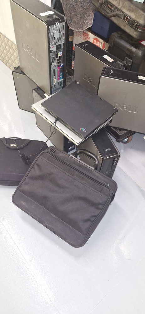 Stonehouse  Storage Unit auction IB-3431