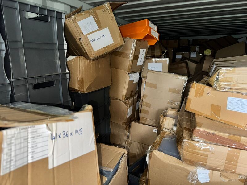 Littlehampton Self storage auction IB-3634