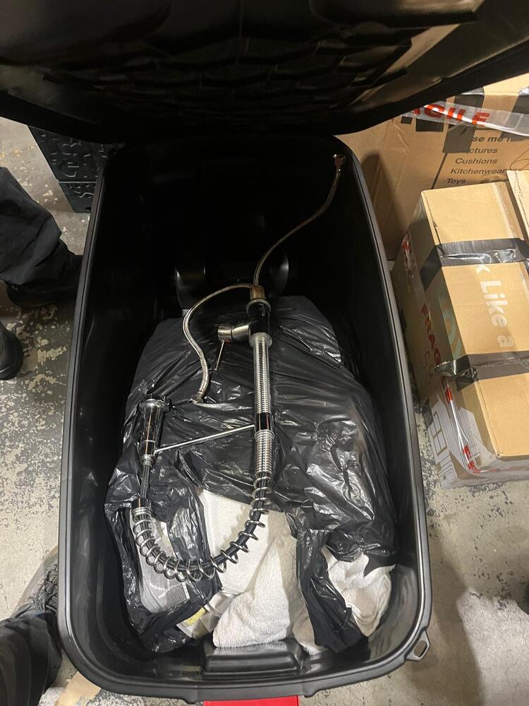 Rainham, Essex Self storage unit auction IB-6840