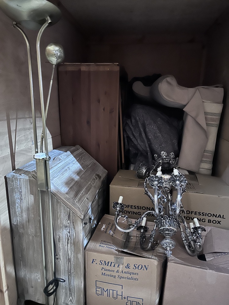 F Smith & Son Storage auction IB-4927