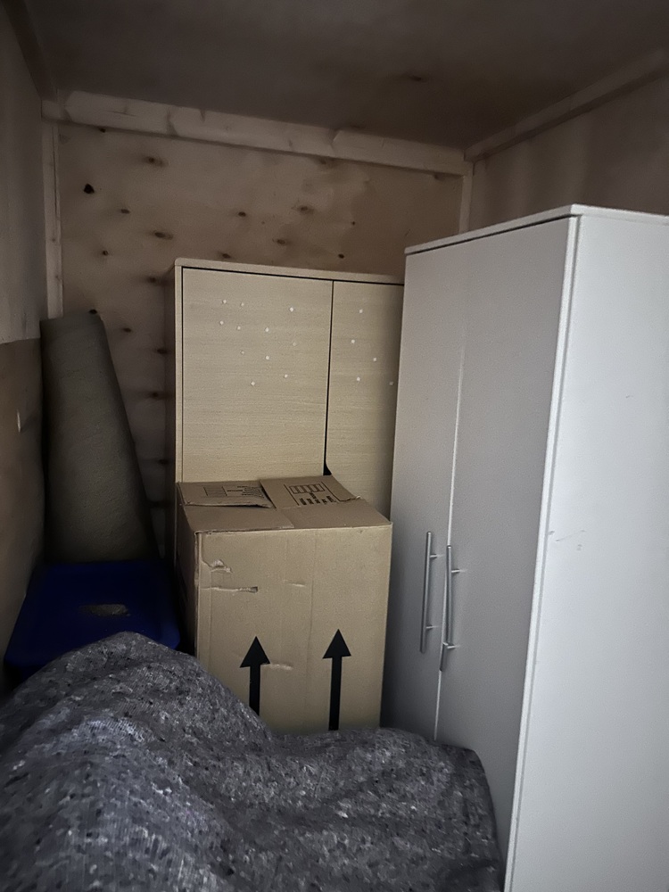 F Smith & Son Storage auction IB-4220