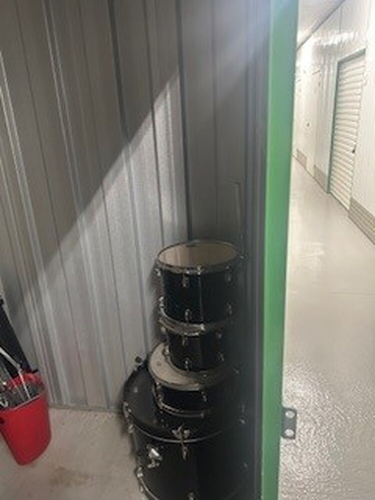 Chiswick Storage auction IB-6321