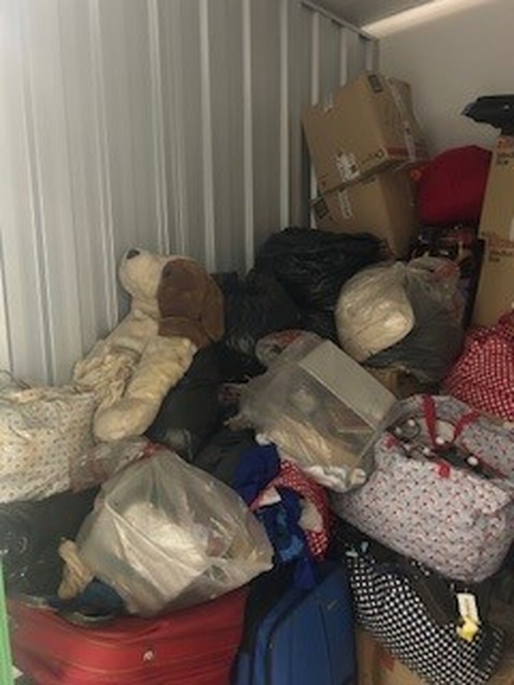 Chiswick Self storage unit auction IB-6321