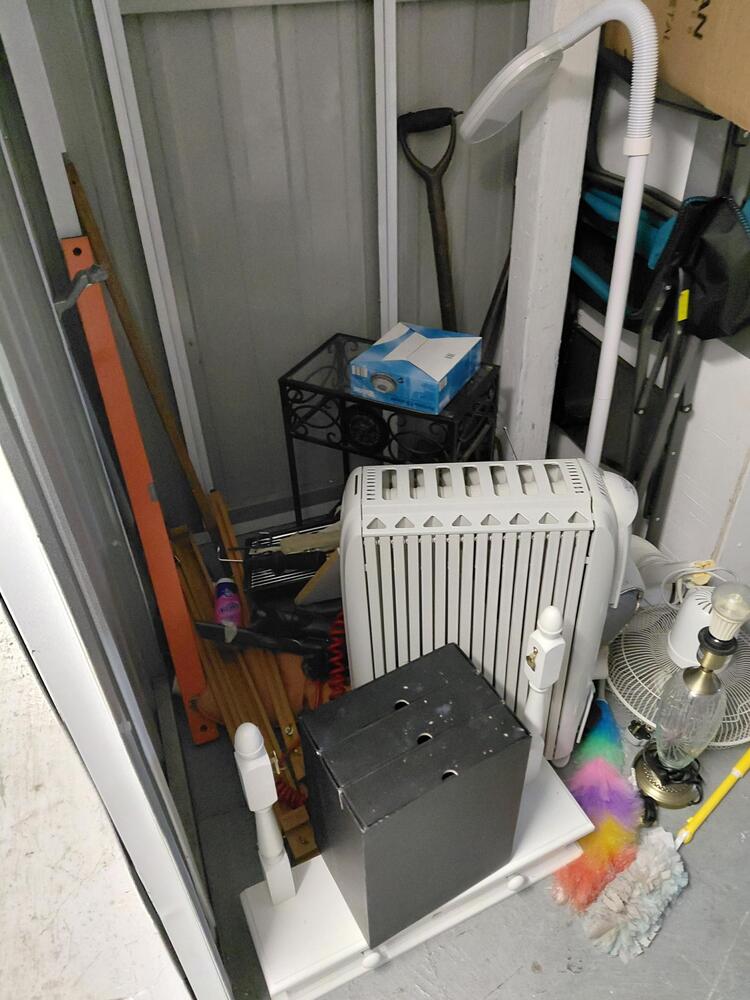 Milton Keynes Storage Unit auction IB-9272