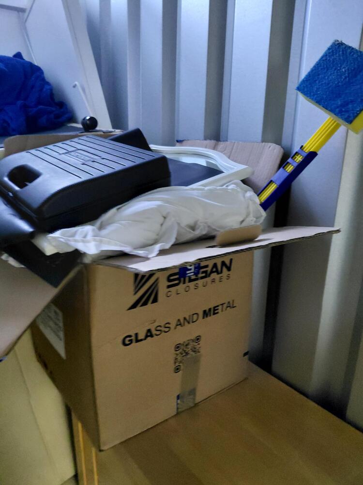 Milton Keynes Self storage unit auction IB-9272 13