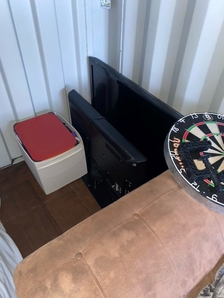 Market Harborough Storage auction IB-2536