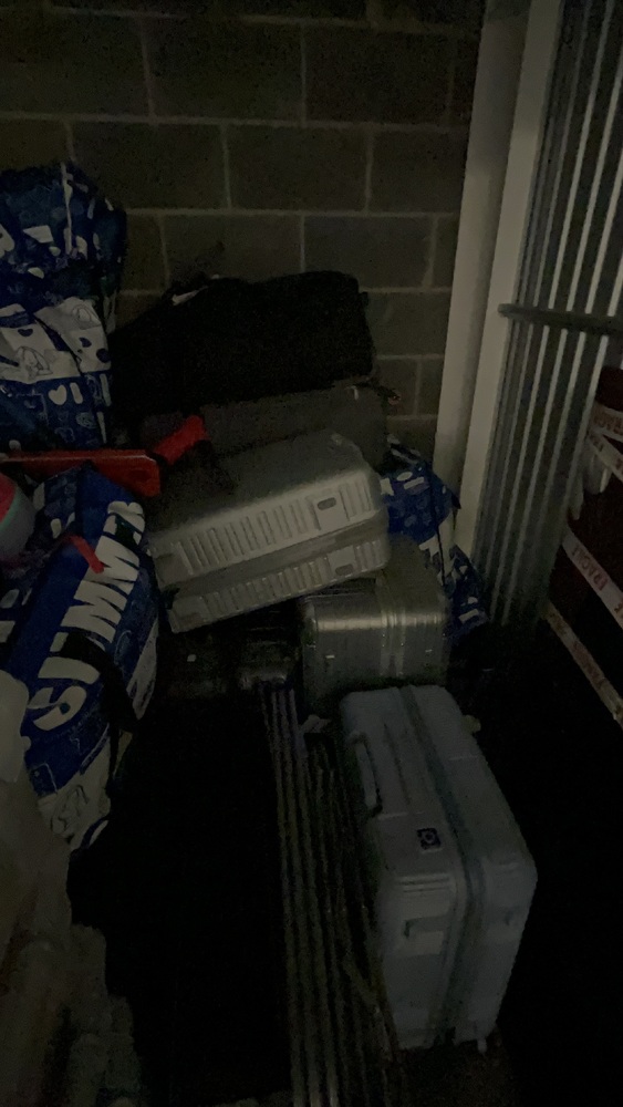 Cheam Storage auction IB-2103 20