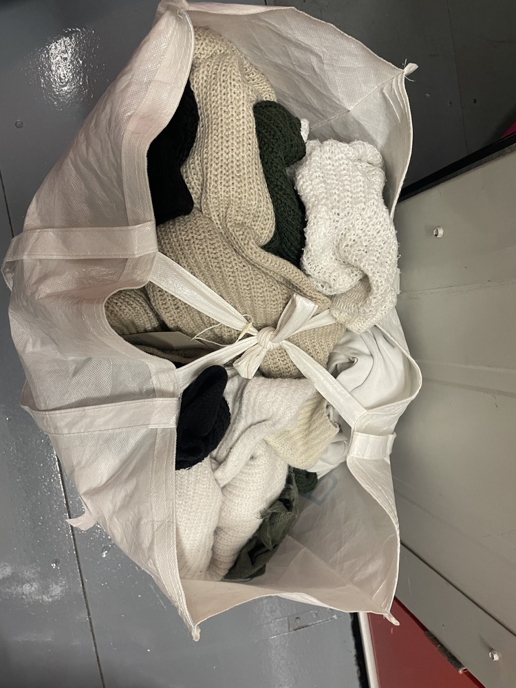 New Cross Storage Unit auction IB-8272