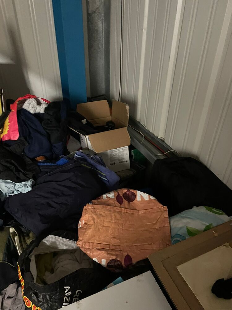 Burnley Self storage auction IB-7109