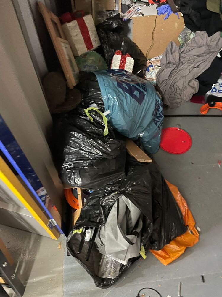 Burnley Self storage auction IB-7109 14