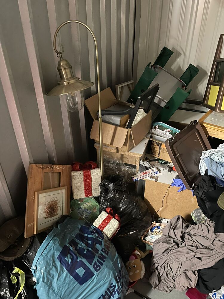 Burnley Self storage unit auction IB-7109 13