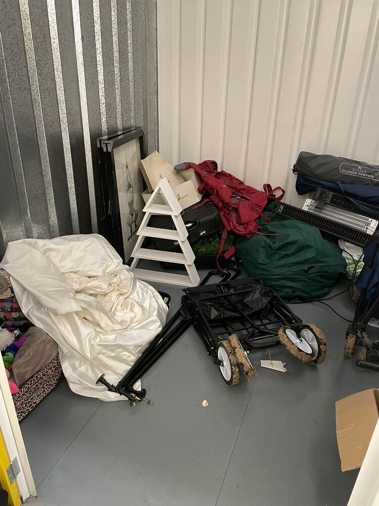 Burnley Storage Unit auction IB-5384 12