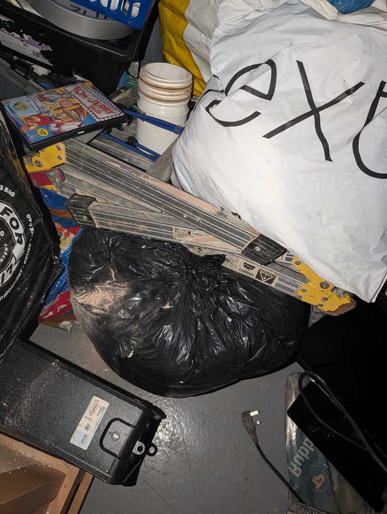 RUSHDEN storage facility unit auction IB-9940 16