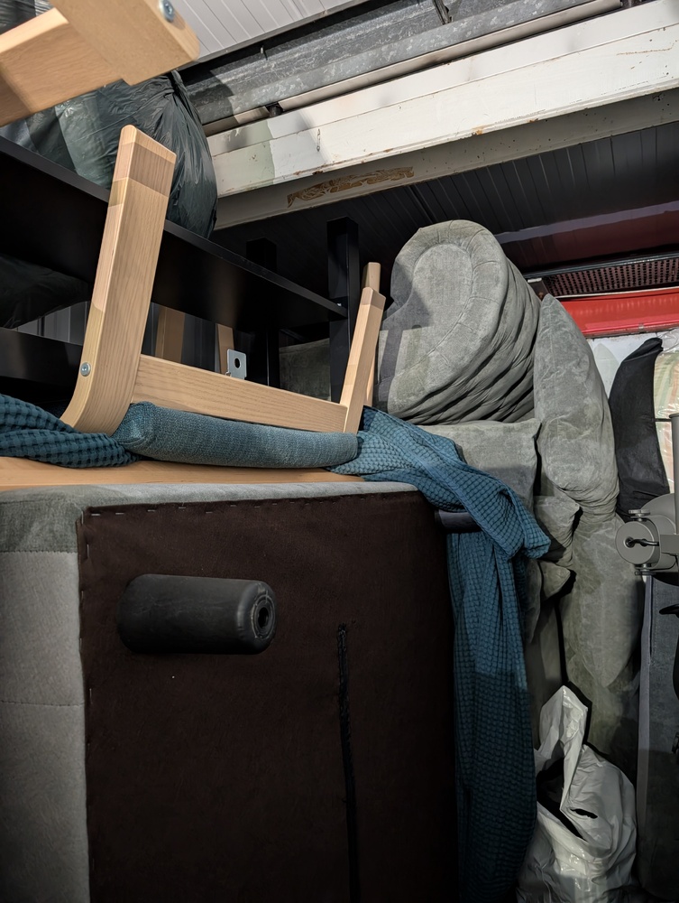 StorageMart Brighton (Stevenson Rd) Self storage auction IB-1427