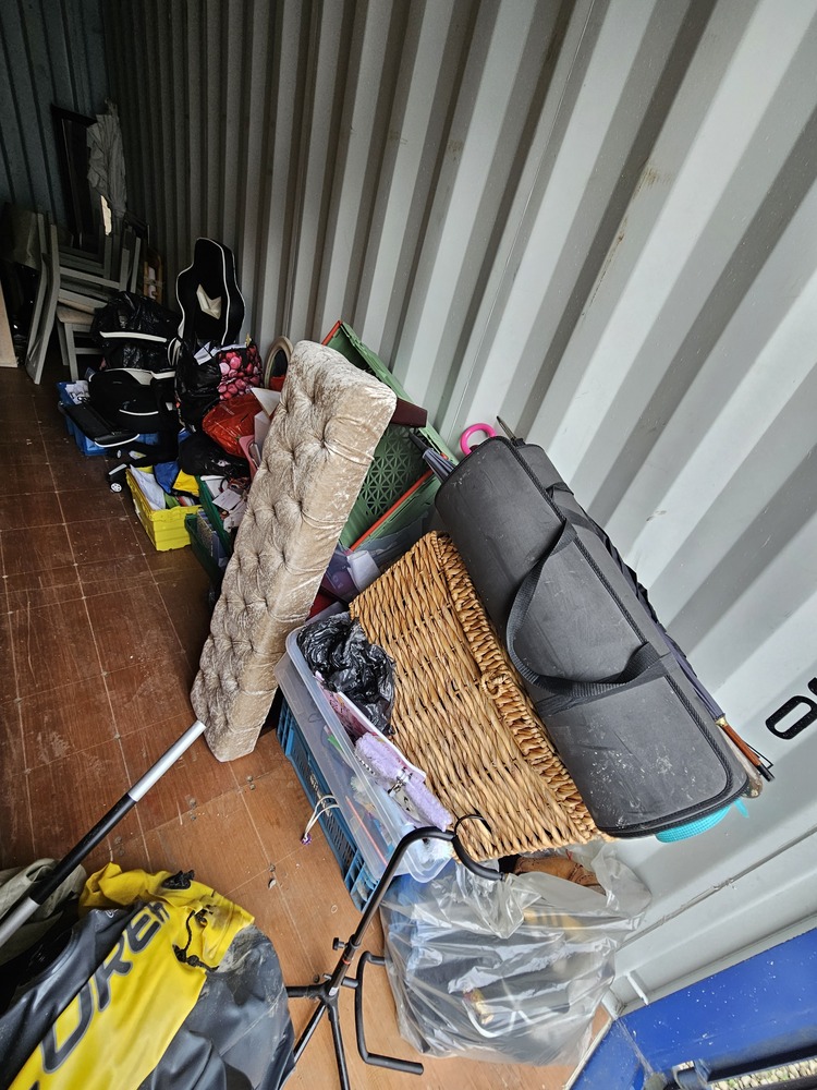 Spaces & Places Middlewich Storage auction IB-6896