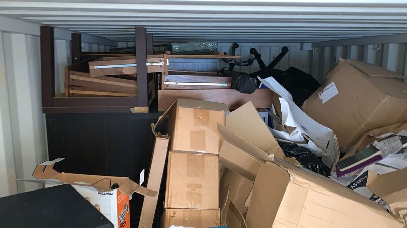 London - Ilford Storage Facility auction IB-1028