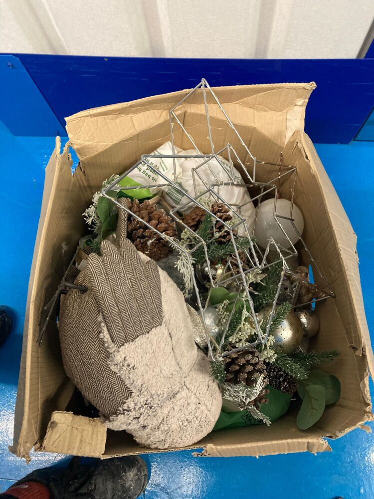 The Storage Team Leeds Storage Facility auction IB-7673 41