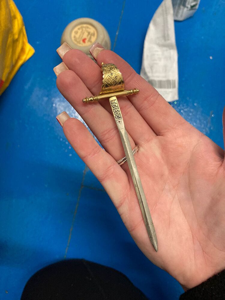 The Storage Team Leeds Storage auction IB-7673 50