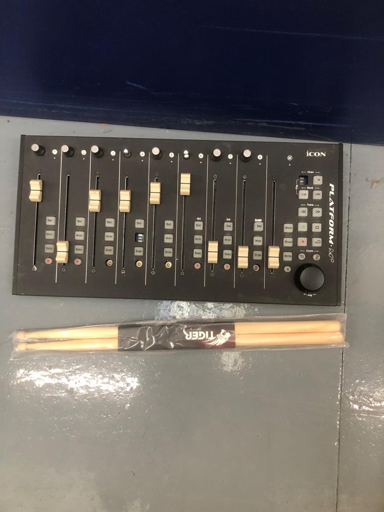 Staples Corner Storage Facility auction IB-5823