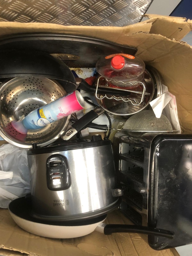 Edgware Self storage unit auction IB-3184 13