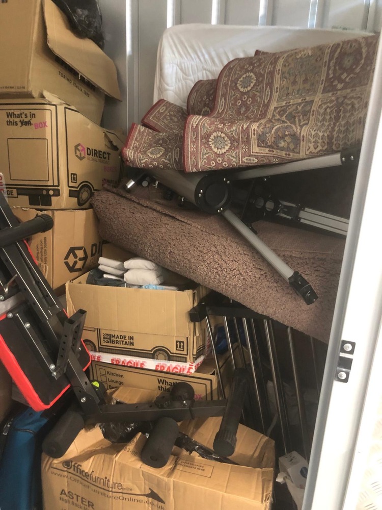 Edgware storage facility unit auction IB-3184 16