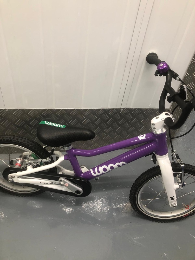 Edgware storage facility unit auction IB-1635