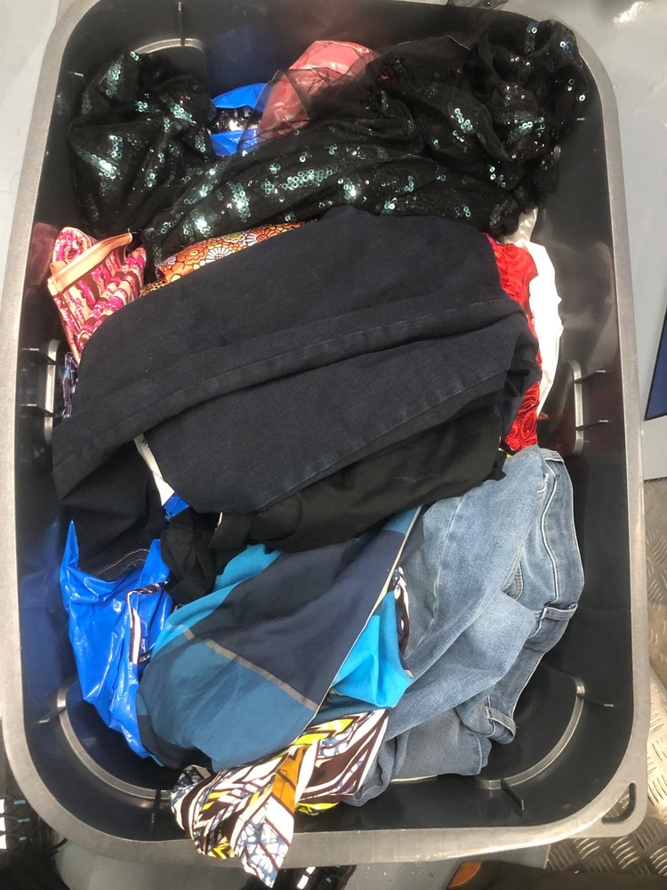 Edgware storage facility unit auction IB-1635