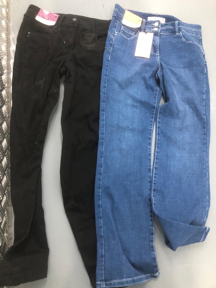 Edgware Storage Unit auction IB-1635