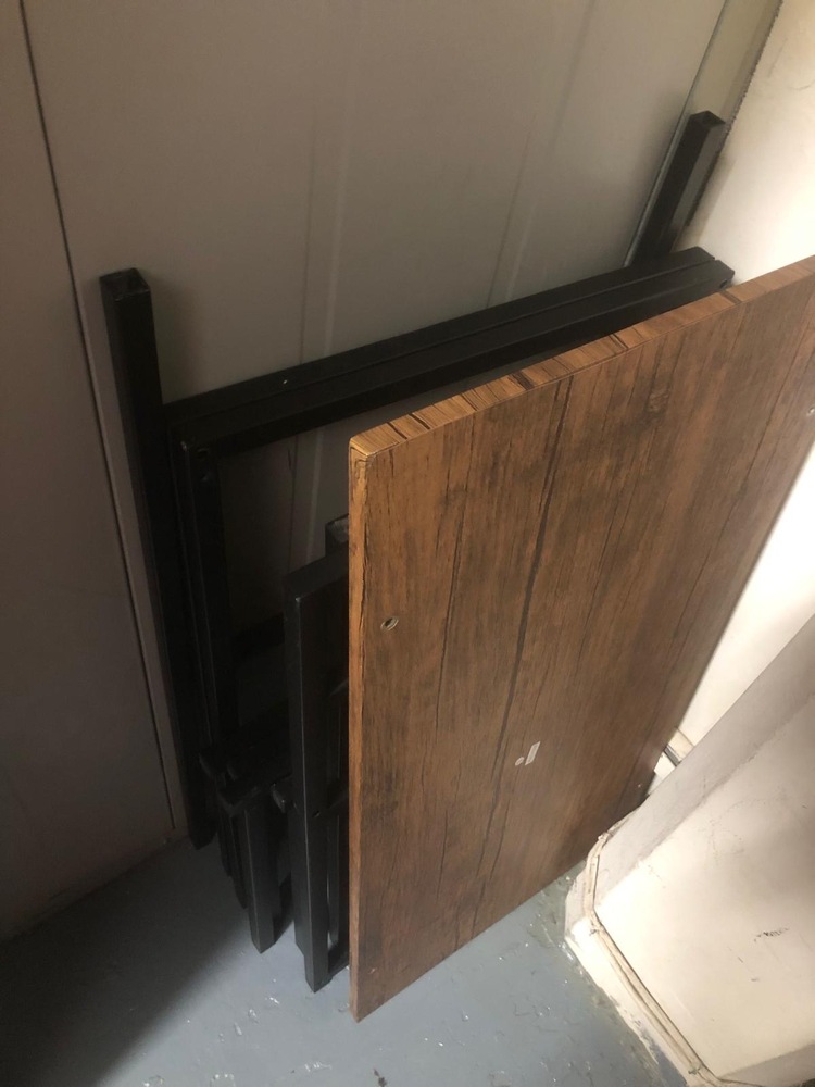 Holloway Rd Storage auction IB-8557