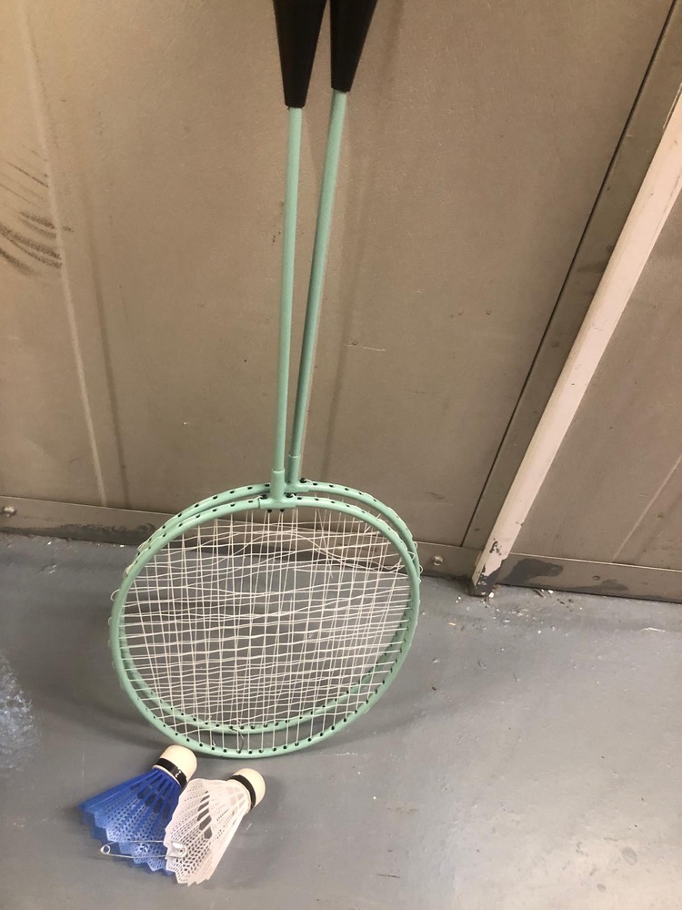 Holloway Rd storage facility unit auction IB-8557