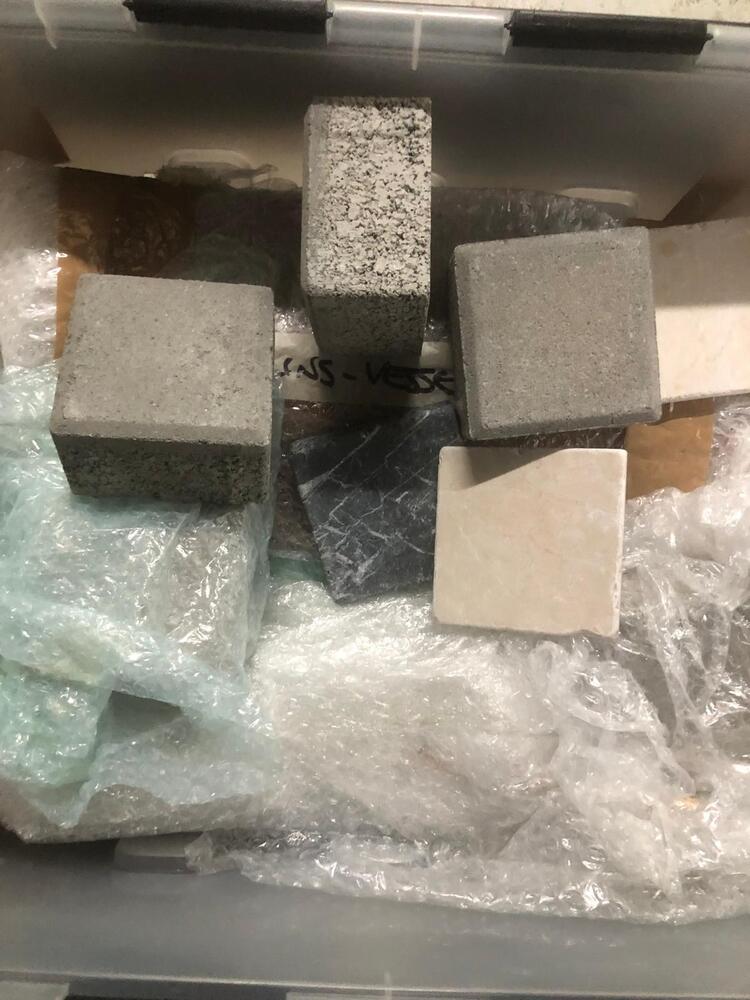 Farnham Self storage auction IB-6378 44