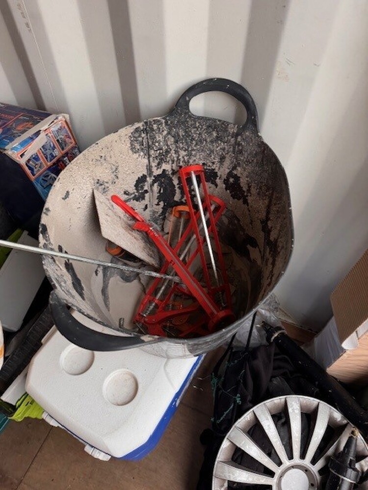 Westfield Self Storage Ltd Storage auction IB-1273