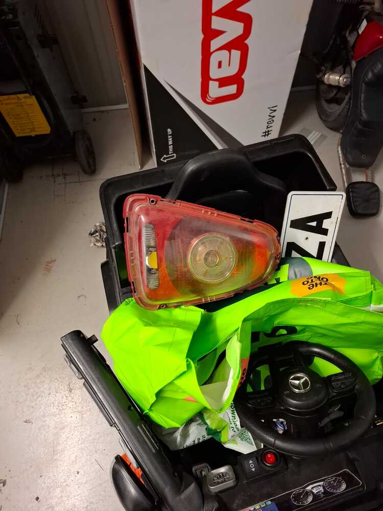 BURNLEY Storage Facility auction IB-1213