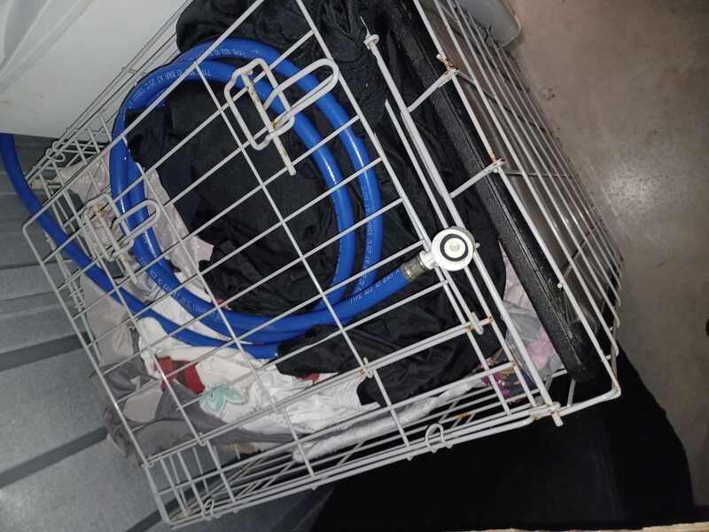 LIVERPOOL storage facility unit auction IB-1873