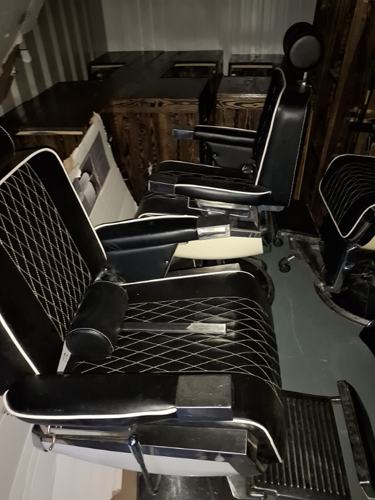 Plymouth Central Self storage unit auction IB-8964