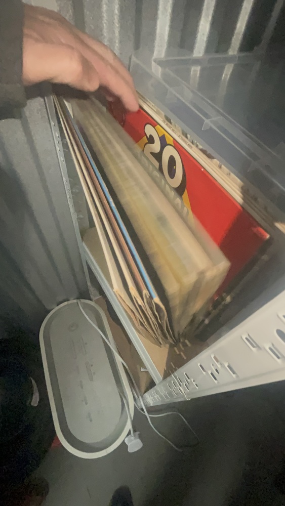 Reading Storage auction IB-2694 20