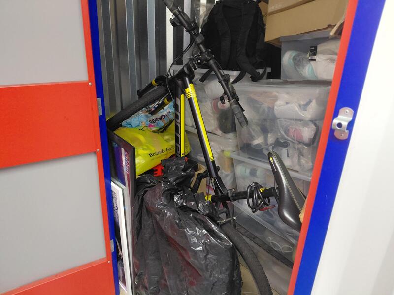 Milton Keynes Storage auction IB-9199