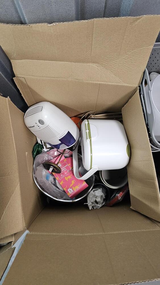 Chichester Storage Unit auction IB-7306 12