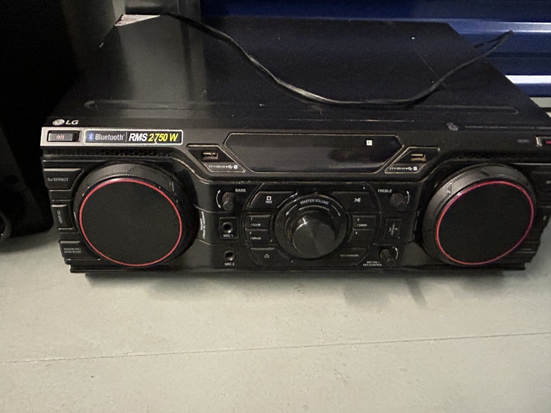 Orpington  storage facility unit auction IB-2433